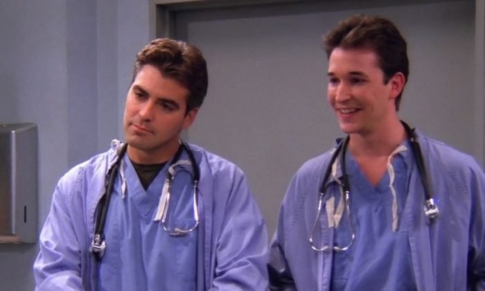 peli o manta. cameos. George Clooney and Noah Wyle