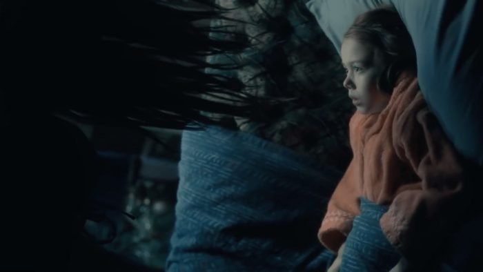 Peli o Manta Haunting of Hill House nellycuello