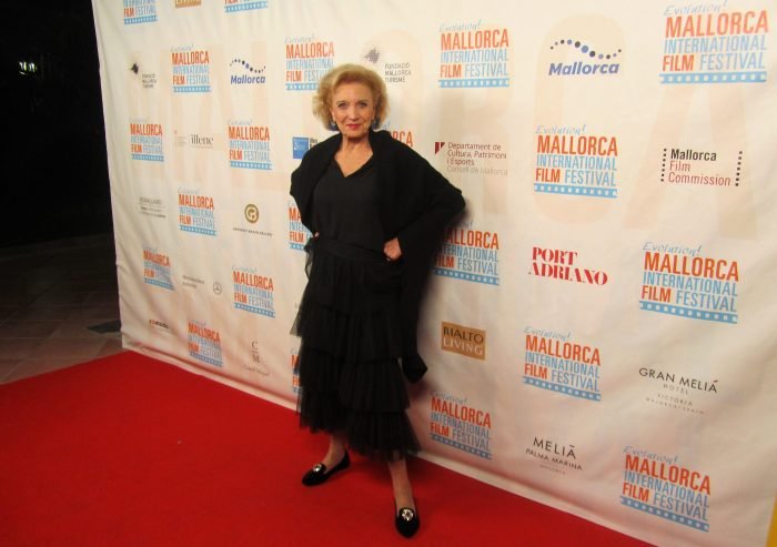 Peli o Manta. Marisa Paredes. Premio1