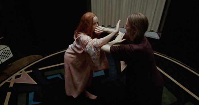Peli o Manta. Suspiria. Dakota y Tilda