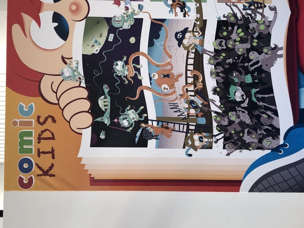 Peli o Manta. Viviendo (en) el saló del cómic. Comic Kids