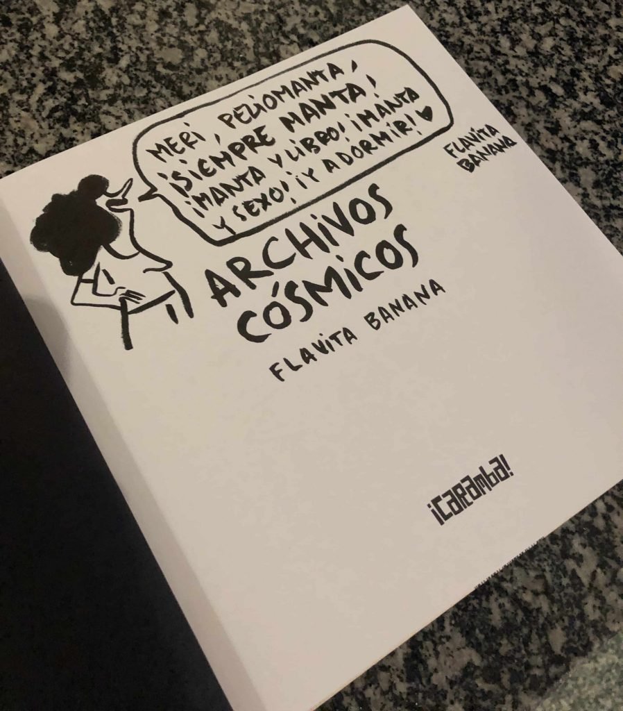 Peli o Manta. Viviendo (en) el saló del cómic. Dedicatoria Flavita Banana.