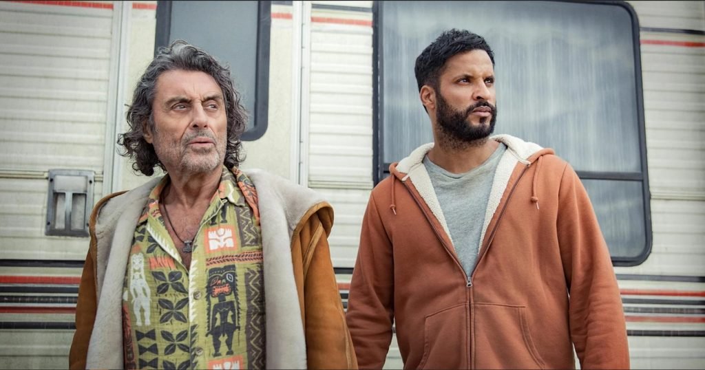 El padre de todos con skin veraniega. Y Shadow con pelo. ¿qué más se puede pedir? American Gods temporada 3 pinta guapa, ¿eh?
