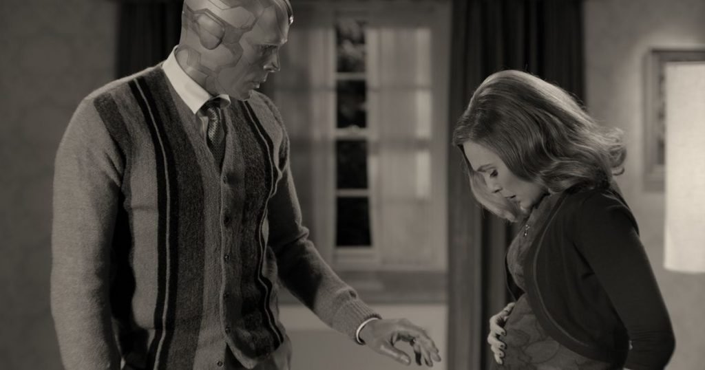 Peli o manta. Análisis WandaVision capítulos 1 y 2. Embarazo