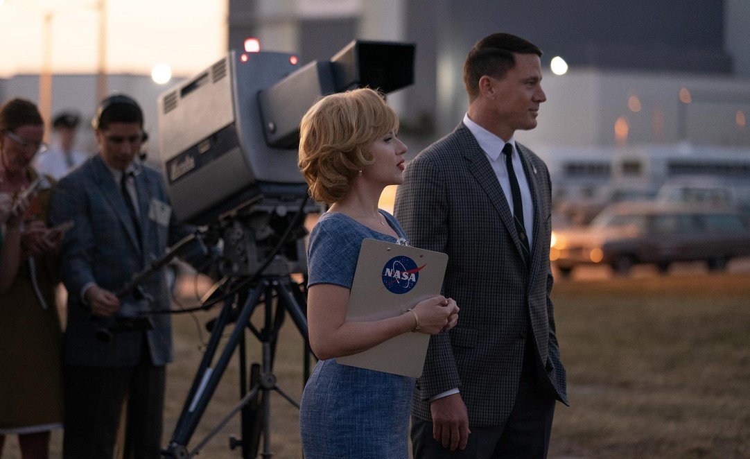 Peli o manta. Fly Me To The Moon. Ambos