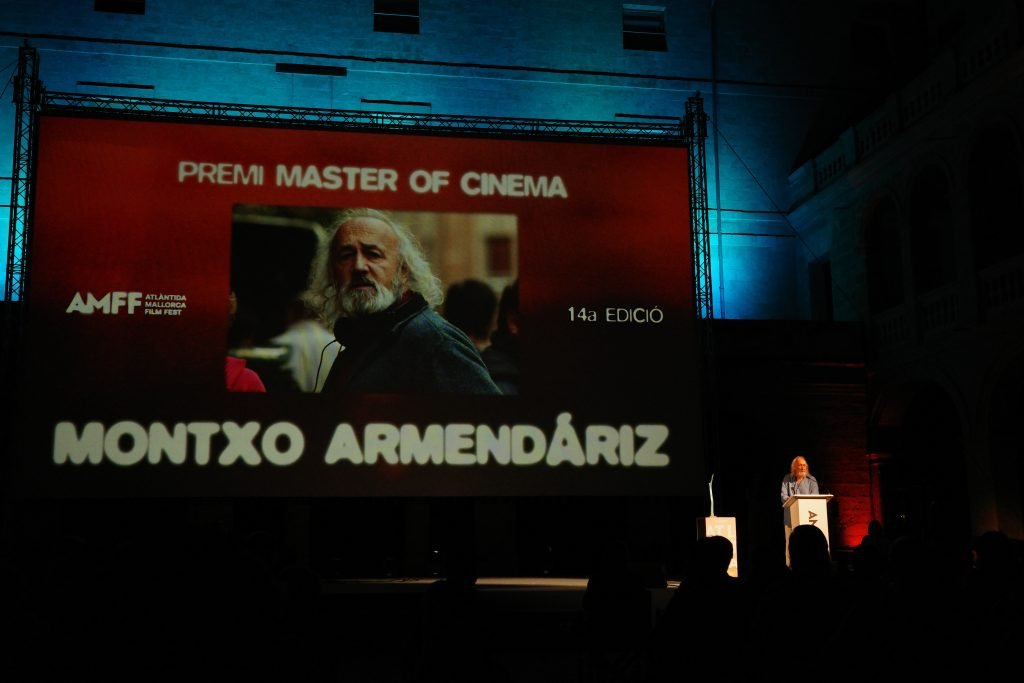 Peli o Manta - AMFF - Montxo