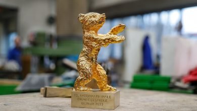 Foto estatuilla oso de oro. peliomanta. ganadoras del Oso de Oro Berlinale